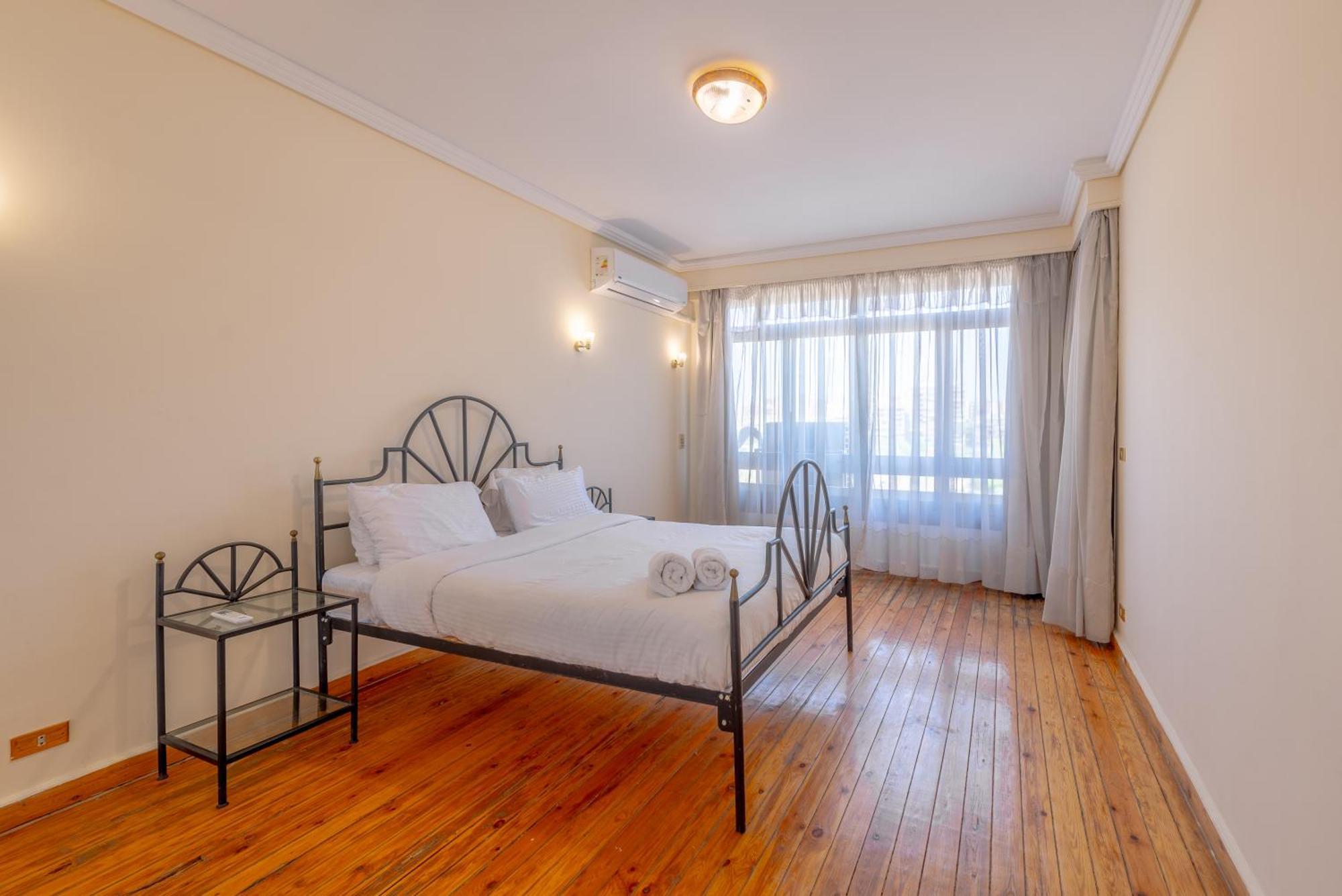 Apartament Royal 3 Bedrooms *